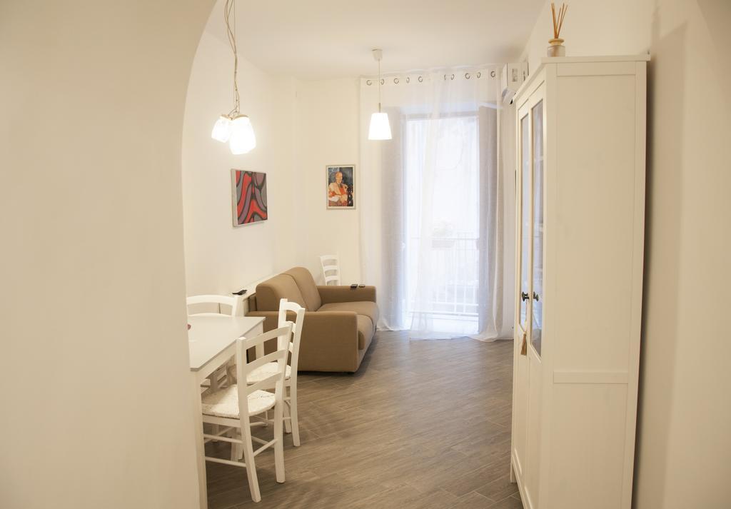 Casa Cinquesanti * Napels